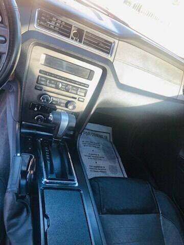 2012 Ford Mustang V6