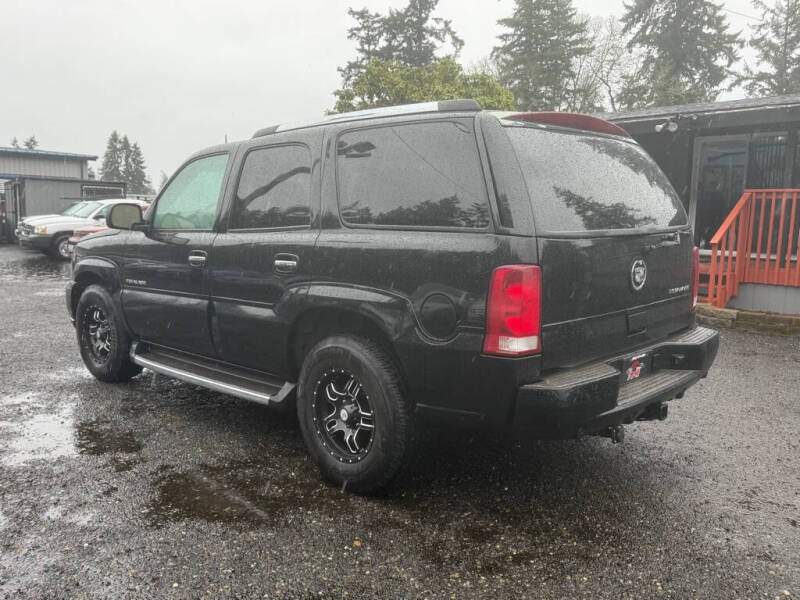 2003 Cadillac Escalade
