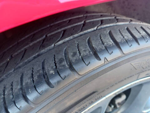 2015 Dodge Challenger SXT Plus