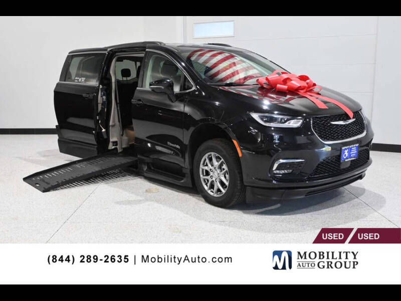 2021 Chrysler Pacifica Touring