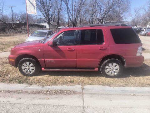 2007 Mercury Mountaineer for sale at D and D Auto Sales in Topeka KS