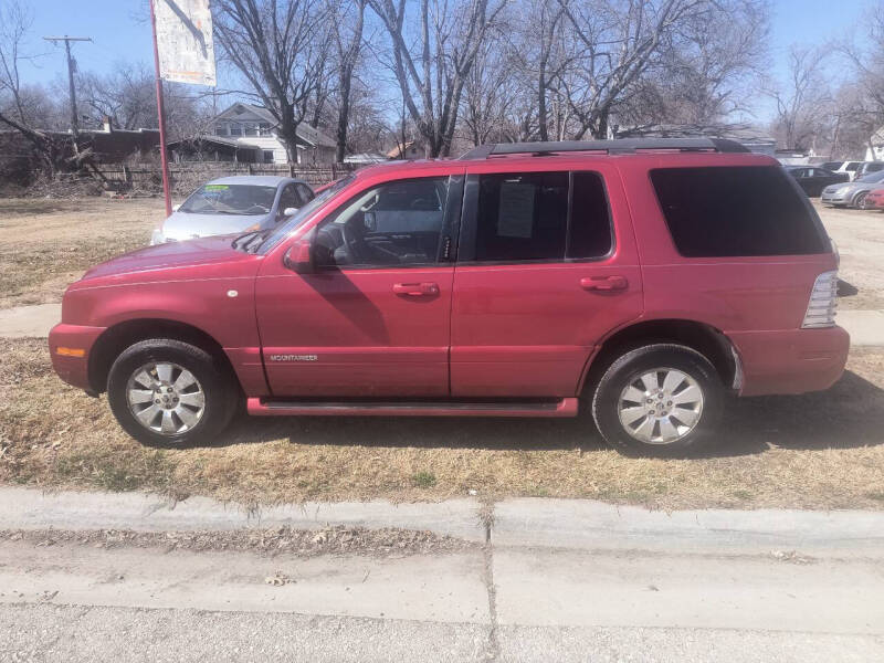 2007 Mercury Mountaineer for sale at D and D Auto Sales in Topeka KS