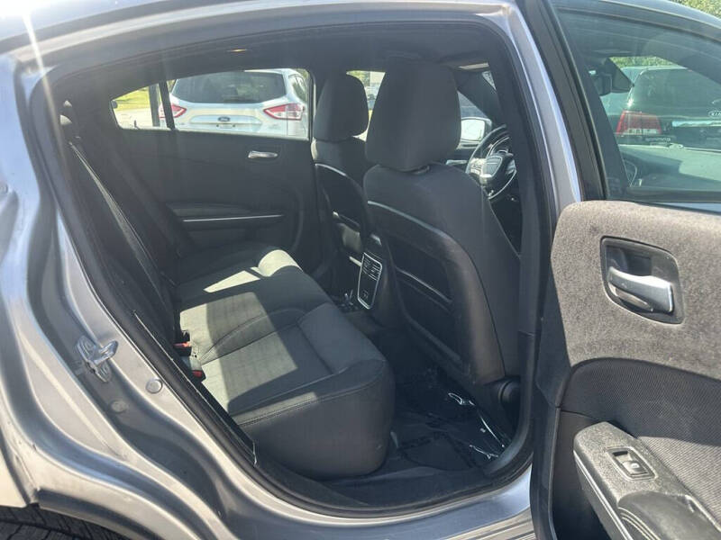 2015 Dodge Charger SE