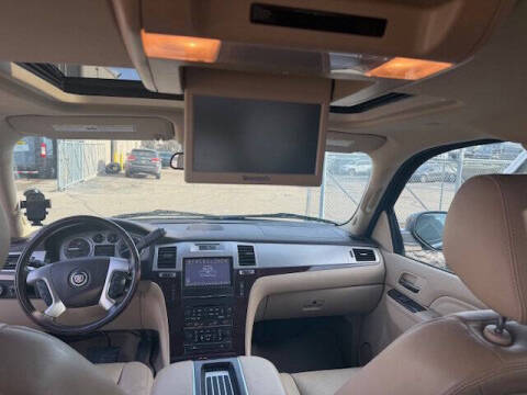 2013 Cadillac Escalade Luxury