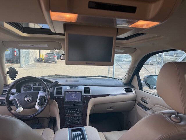 2013 Cadillac Escalade Luxury