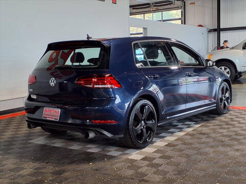 2018 Volkswagen Golf GTI S