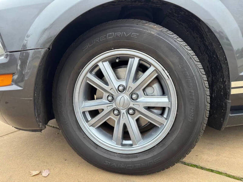 2009 Ford Mustang V6 Deluxe