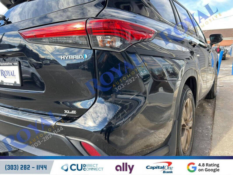 2023 Toyota Highlander Hybrid Bronze Edition