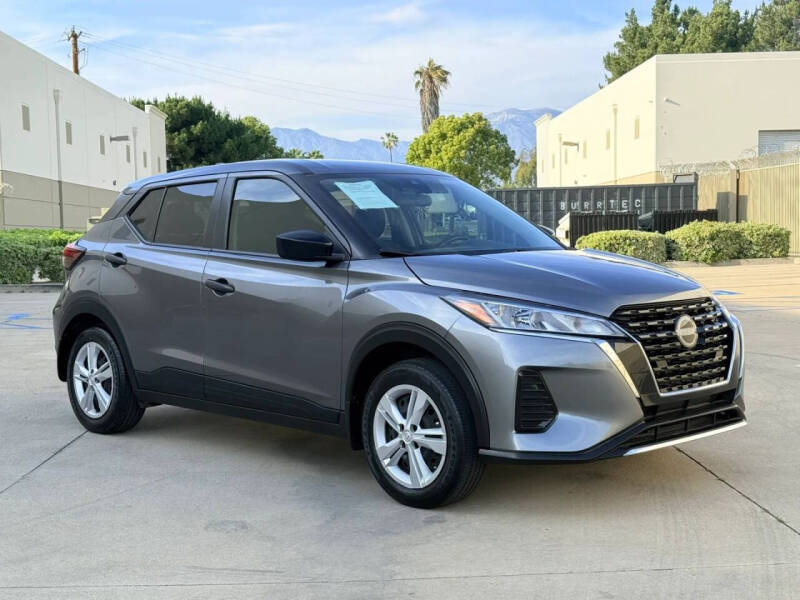 2024 Nissan Kicks S