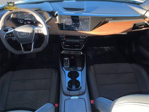 2022 Audi e-tron GT quattro Premium Plus