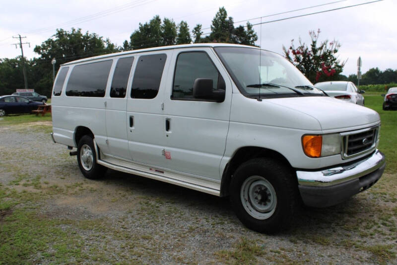 2007 Ford E-Series E-350 SD XLT