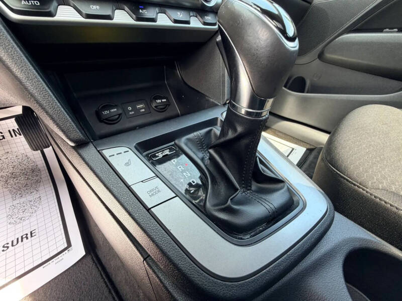 2019 Hyundai Elantra Value Edition