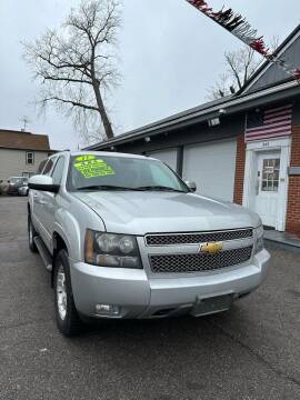 2011 Chevrolet Suburban for sale at Valley Auto Finance in Warren OH