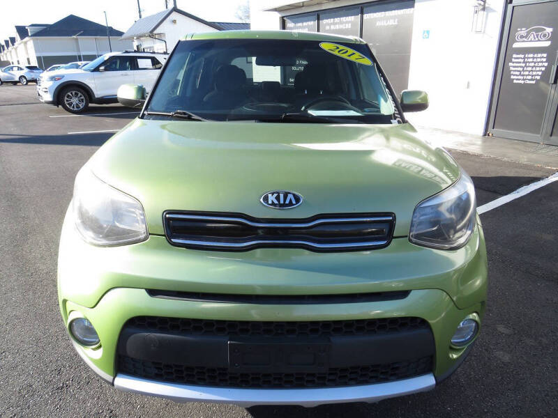 2017 Kia Soul +