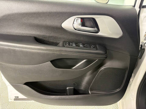 2018 Chrysler Pacifica Touring Plus