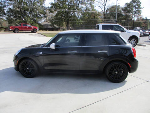 2017 MINI Hardtop 4 Door Cooper