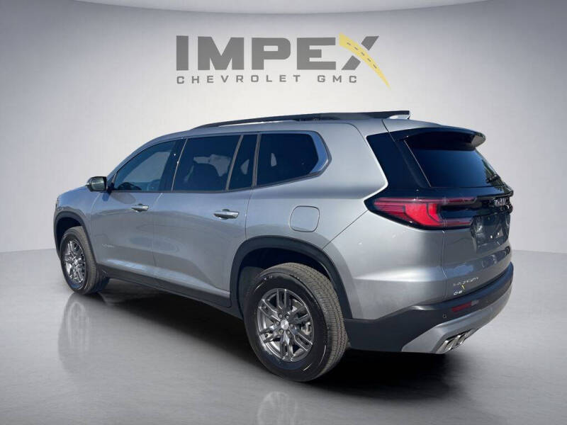 2025 GMC Acadia Elevation