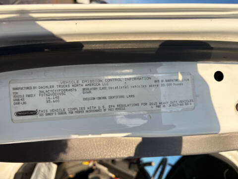 2015 Freightliner M2 106