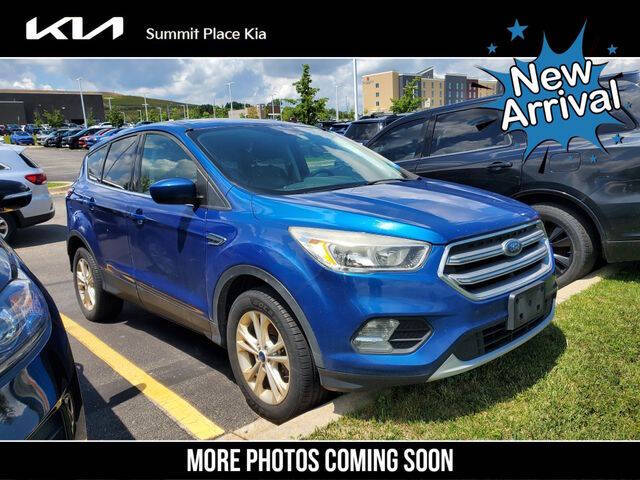 Blue 2017 Ford Escape SE AWD SE 4dr SUV 11