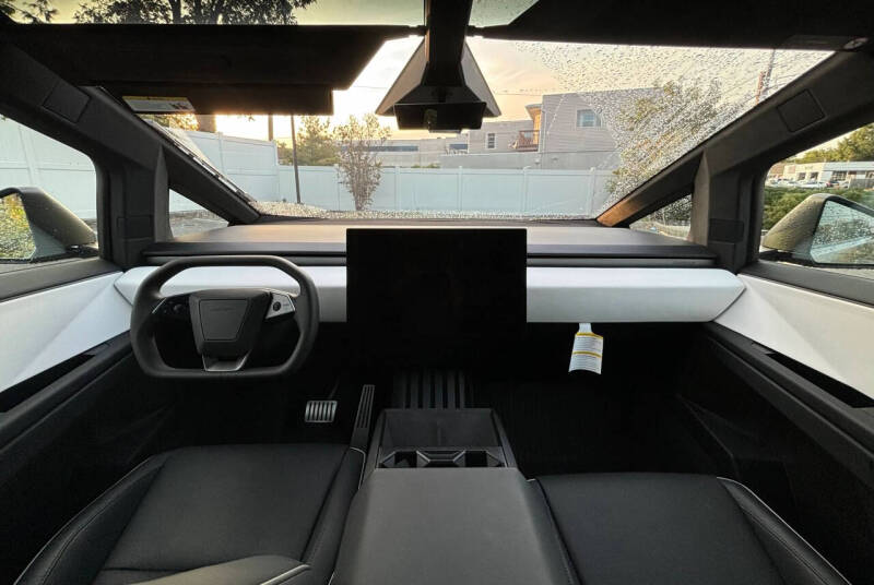 2024 Tesla Cybertruck