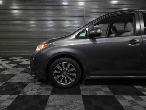 2020 Toyota Sienna LE 7-Passenger