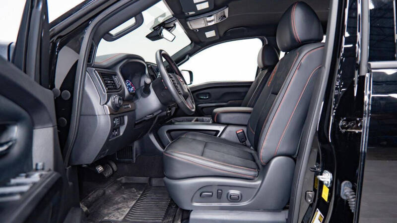 2024 Nissan Titan
