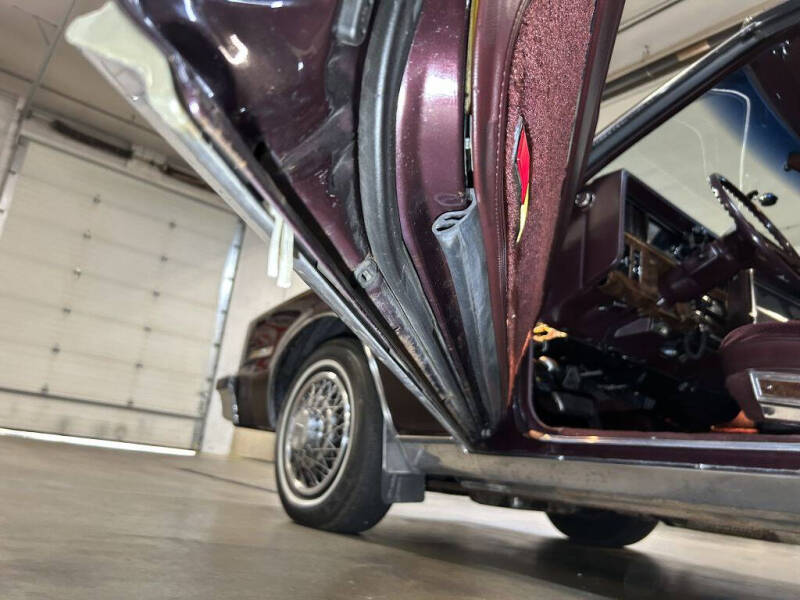 1985 Oldsmobile Toronado Brougham