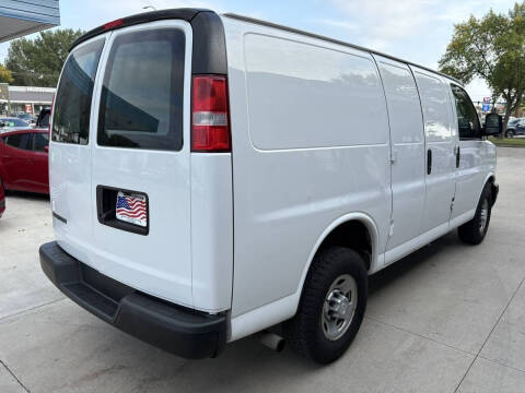 2017 Chevrolet Express 2500