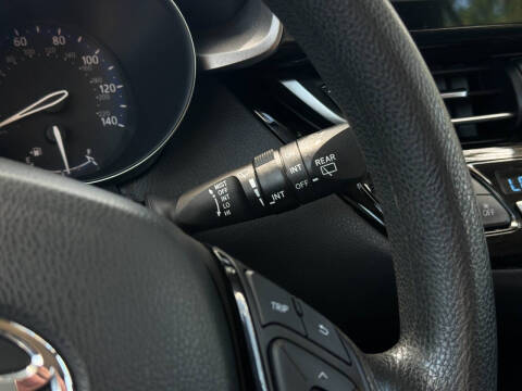 2021 Toyota C-HR XLE