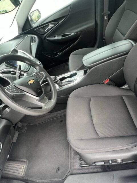 2022 CHEVROLET Malibu Sedan - $19,995