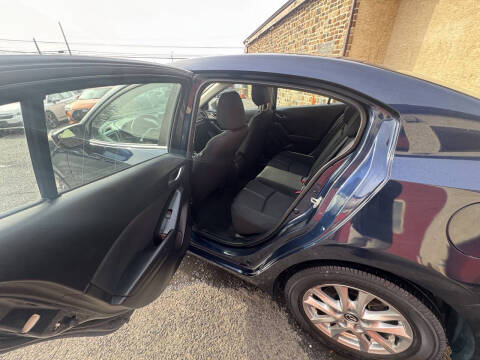 2017 Mazda MAZDA3 Sport