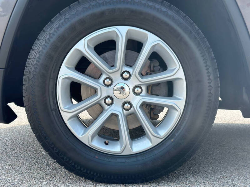 2017 Jeep Grand Cherokee Laredo