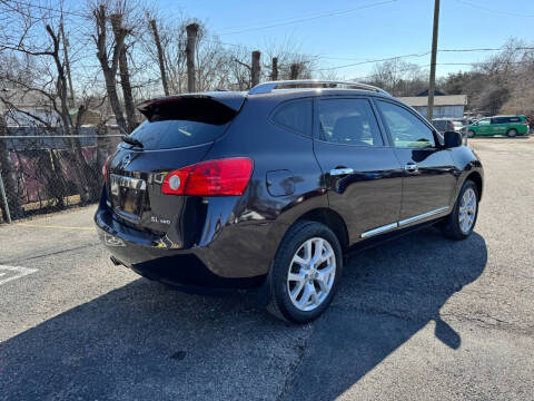 2011 Nissan Rogue S Krom