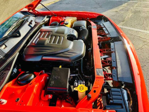 2018 Dodge Challenger SXT Plus