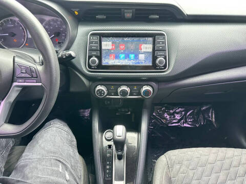 2021 Nissan Kicks S