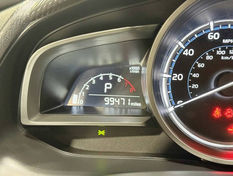 2020 Toyota Yaris LE