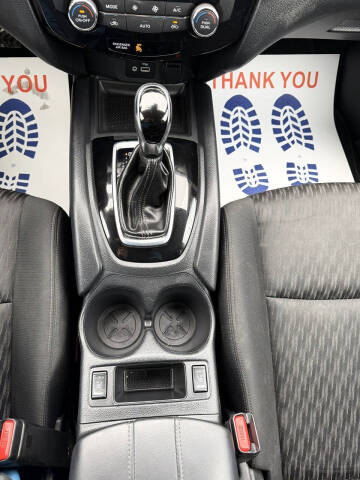 2019 Nissan Rogue SV