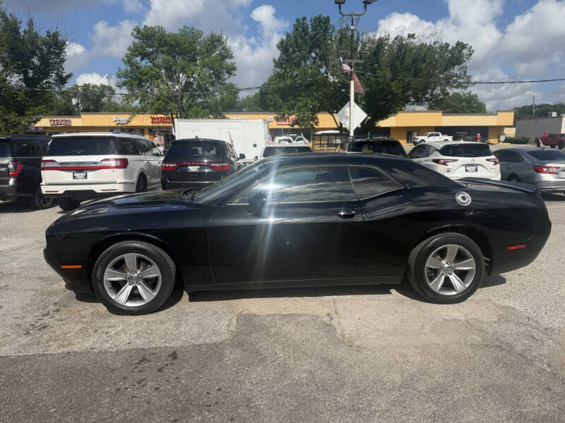 2019 Dodge Challenger SXT