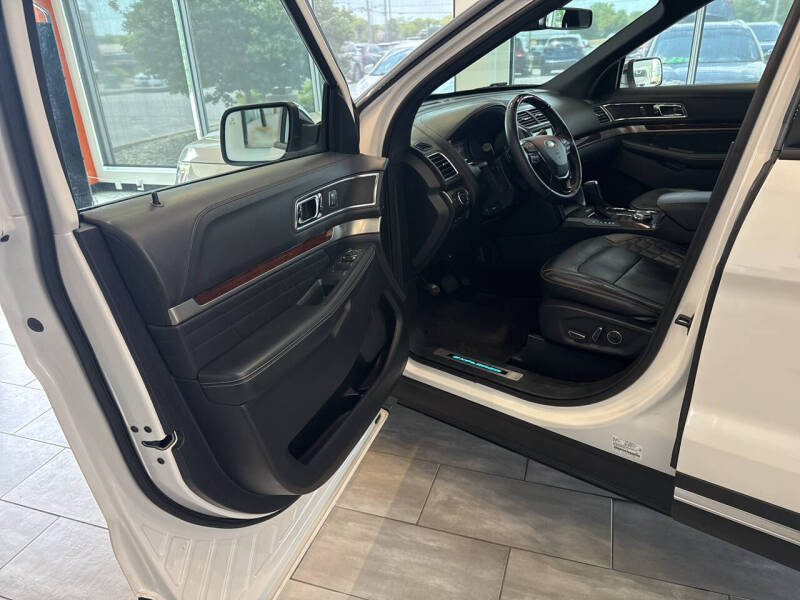 2018 Ford Explorer Platinum