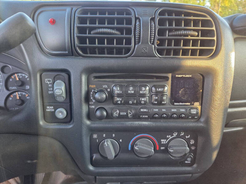 2000 Chevrolet Blazer LS