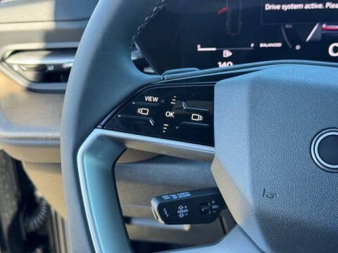 2025 Audi Q5 quattro Premium TFSI