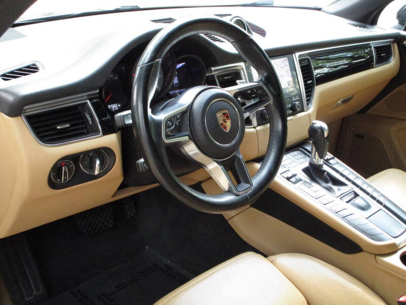 2017 Porsche Macan S