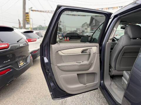 2013 Chevrolet Traverse LS