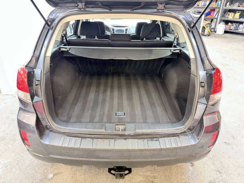 2012 Subaru Outback 2.5i Premium