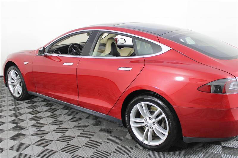 2013 Tesla Model S