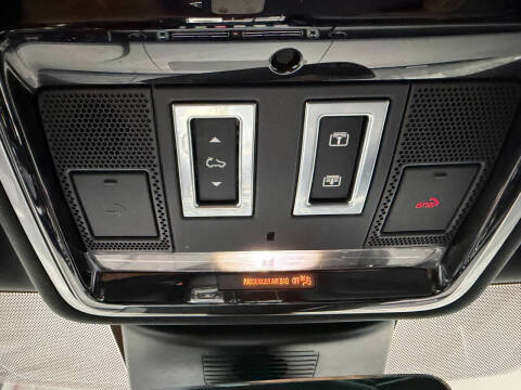 2020 Land Rover Range Rover P525 HSE