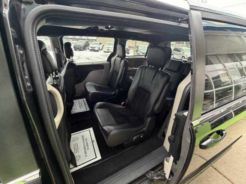 2016 Dodge Grand Caravan SXT