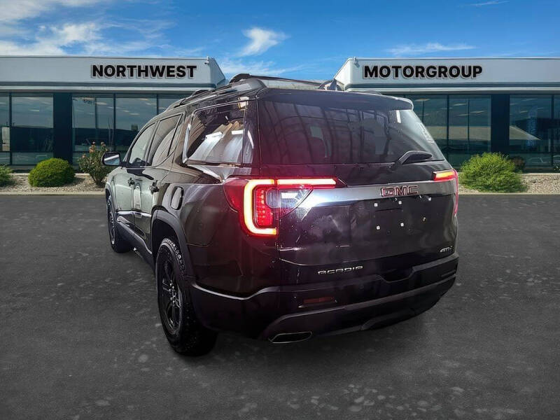 2021 GMC Acadia AT4