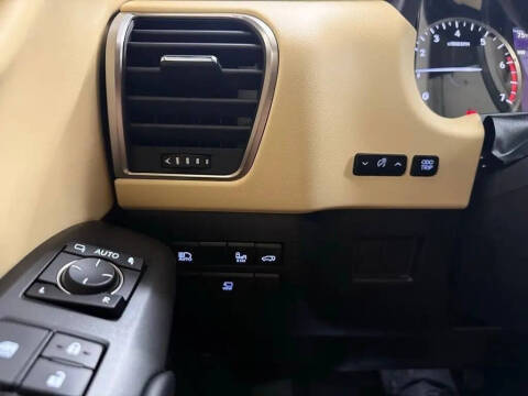 2019 Lexus NX 300