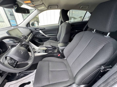 2024 Mitsubishi Eclipse Cross LE